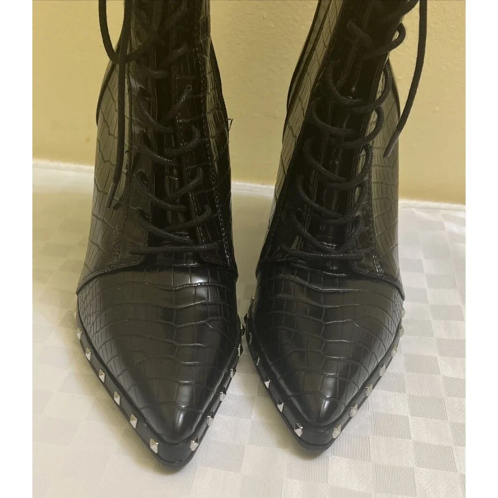 Charles by Charles David Women's Duffy Black Studded Boots Sz 7.5M NWOB - Picture 5 of 9